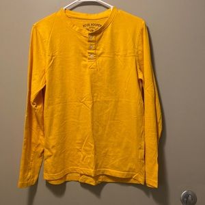 Beautiful yellow Rock Hooper long sleeve